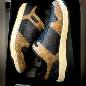 New Men’s Coach Black And Tan Leather Shoes